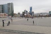 Sukhbaatar Square, Ерөнхий сайд А.Амарын гудамж, Ulaanbaatar, Mongolia